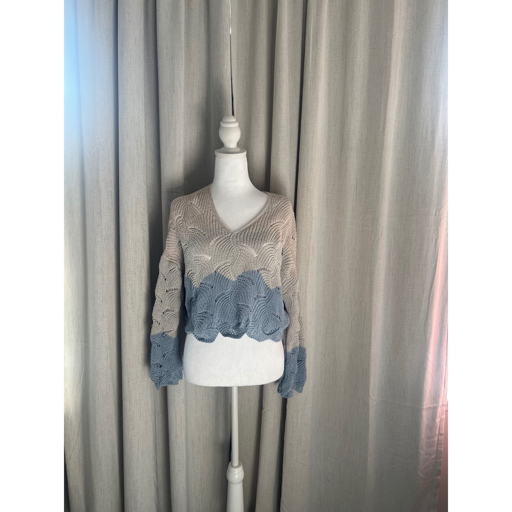 Miami  Sweater  Womans Medium LS Nanoserate Crochet V-Neck  -‎ Beige & Blue